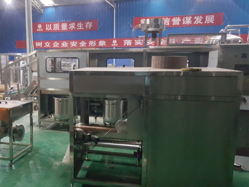 凈水設(shè)備濾芯為什么不保修？多久更換一次？